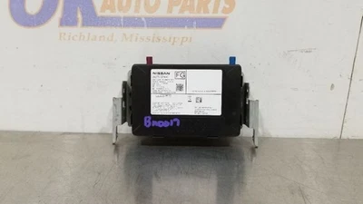 17 2017 Infiniti Q50 comunicación telemática teléfono adaptador módulo de control Foto 1 de 4