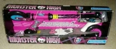 Scooter Monster High KIDS nuevo en caja Foto 1 de 4