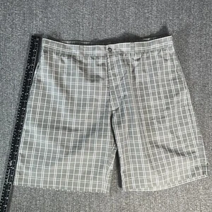 PGA Tour Vacation Plaid Active Waistband Men's Golf Shorts Grey Checkered 36" - Picture 1 of 6
