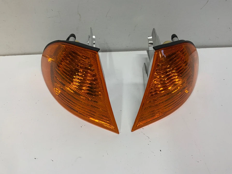 BMW 323I 325I 328I 330I 1999-2001 CONJUNTO DE LUCES DE GIRO DE ESTACIONAMIENTO 444-1506 Foto 1 de 4