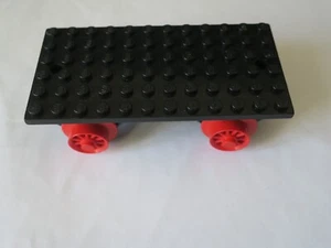 LEGO REF : 736c - BASE TRAIN AVEC ROUES - 6x12 -- BASE TRAIN WHEELS - Bild 1 von 2