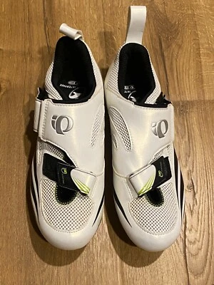 Zapato de ciclismo Pearl Izumi Interface para mujer 41 malla de cuero blanco con tacos SPD Foto 1 de 4