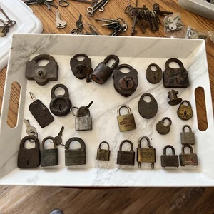 Lot Of Vintage Locks And Keys, Roman, Motor, Next, Pader, Safe, Master, Eagle - Picture 1 of 15