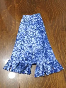 Hübscher blauer Blumen Vliesschal ~ lustige Fransen ~ handgefertigt ~ 60" - Bild 1 von 1
