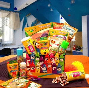 Crayola Kids Gift Box - Picture 1 of 1