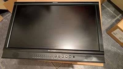 JVC ProHD DT-N24F Multiformat Broadcast Studio LCD Monitor ( Has A Slite Bleed) - Image 1 of 4