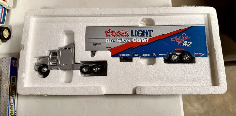 1995 #42 Kyle Petty Coors Light The Silver Bullet Hauler - 1/64 White Rose - Image 1 of 4