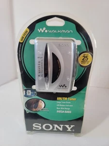 Sony Walkman Sigillato WM-FX195 Radio Cassetta Mega Bass Nuovo In Confezione Deadstock - Foto 1 di 4