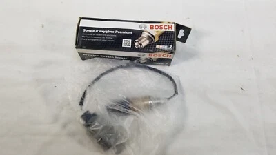 NEW Bosch Oxygen Sensor 15437 For 2000-2001 Infiniti G20 - Image 1 of 2