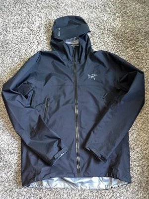 Chaqueta para hombre Arc'teryx Beta SL Gore-Tex talla mediana negra Foto 1 de 4