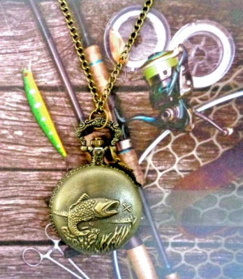 Taschenuhr mit Fischmotiv, Kette und Anhänger - Bild 1 von 4