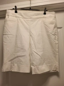 Chico’s 2 US 12 Bermuda Shorts Classic Signature White Mid Rise Dress Stretch - Picture 1 of 3