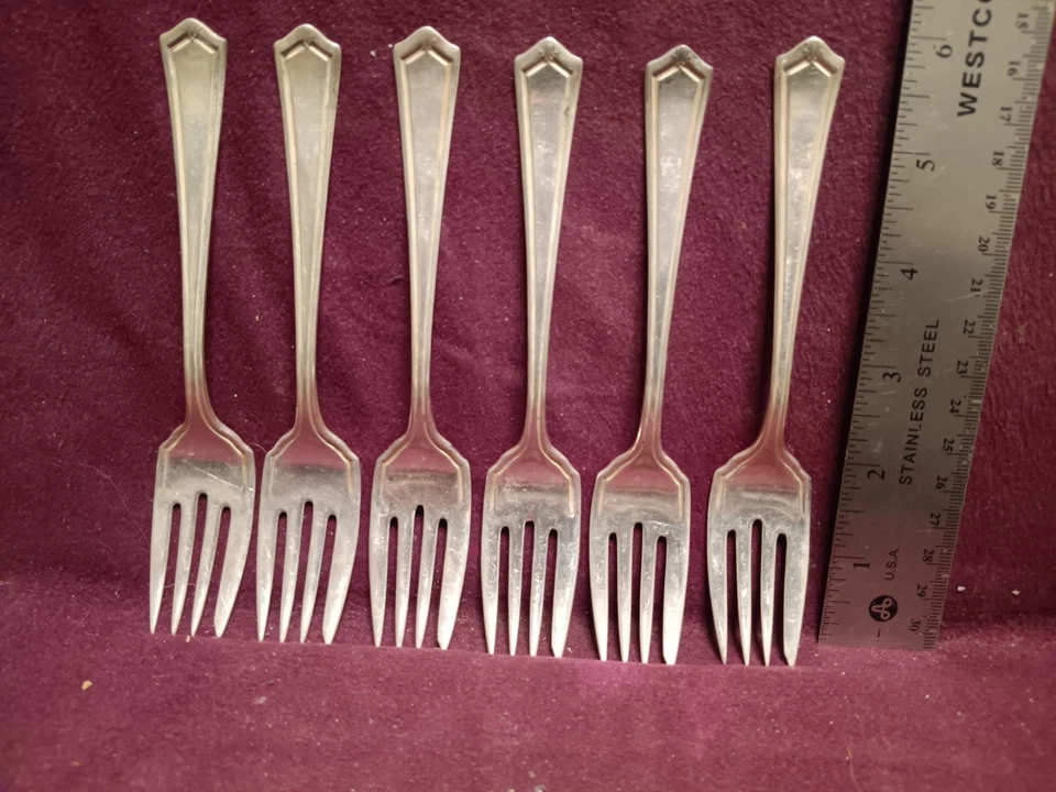 Garfo de salada 6 peças Silverplate 1881 Rogers 1915 Salem / Lowell 6" sem monograma - Imagem 1 de 4