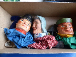 Handpuppen Kasperletheater, Schutzmann , Großmutter,Jäger ca. 1950 - Bild 1 von 14