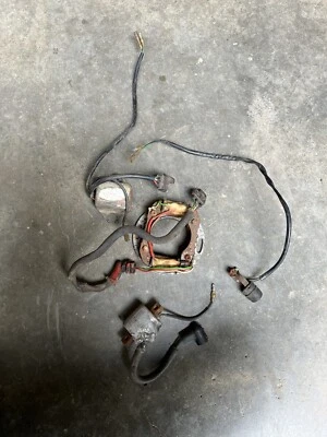 Botón de apagado de bobina de estator de caja Cdi 1981 Honda Cr250 Cr 250 Cr250r 81 Foto 1 de 4