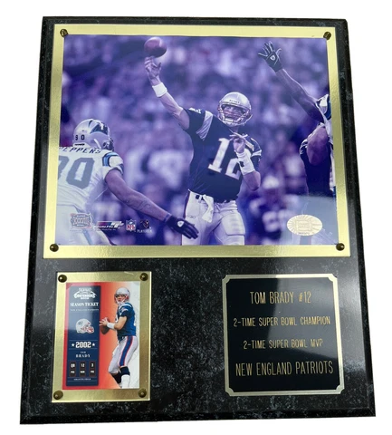 TOM BRADY NFL PATRIOTS PHOTO FILE SUPER BOWL XXXVIII PLAYOFF CONTENDERS 2002 Cover
