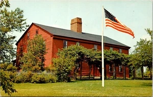Smith's Castle at Cocumscussoc Wickford Rhode Island Postcard - Picture 1 of 2
