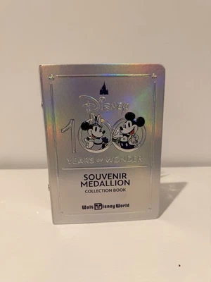 Juego Completo de Monedas 100 Aniversario Walt Disney World, Consta de 68 Monedas  Foto 1 de 4