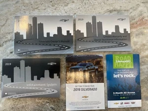 Chevy Silverado 2019 juego manual del propietario - Imagen 1 de 1