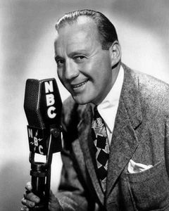 Comedian JACK BENNY Glossy 8x10 Photo Actor Print NBC Radio Show Poster - Picture 1 of 1
