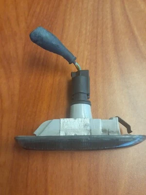  Lámpara de señalización del lado del conductor luz de señalización para BMW 330i LH 2001-2004 OEM  Foto 1 de 4