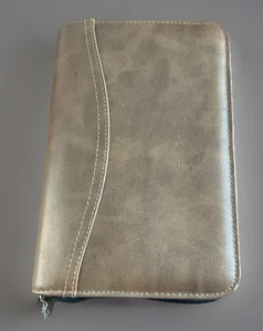 Clásico Temporizador de Día Marrón Imitación Cuero Look Organizador Planificador 6 Anillos Cremallera Alrededor - Imagen 1 de 5