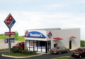 DOMINO'S PIZZA RESTAURANT Building KIT 76x159x57mm HO 1/87 scale SUMMIT DP-001 - Picture 1 of 3