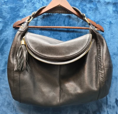 ONNA HERRLICH AUTÉNTICO ~ BOLSO NEGRO "rachel" ~ hombro - Se vende por $650 Foto 1 de 4