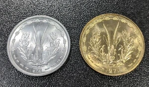 West African States 2 coin lot 1971 Franc & 10 Francs BU luster! UNC  - Picture 1 of 2