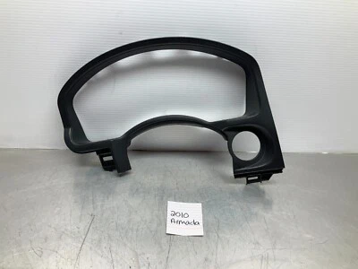 Painel de acabamento surround cluster velocímetro Nissan Armada 2005-2015 68240-ZQ00B FABRICANTE DE EQUIPAMENTO ORIGINAL - Imagem 1 de 4