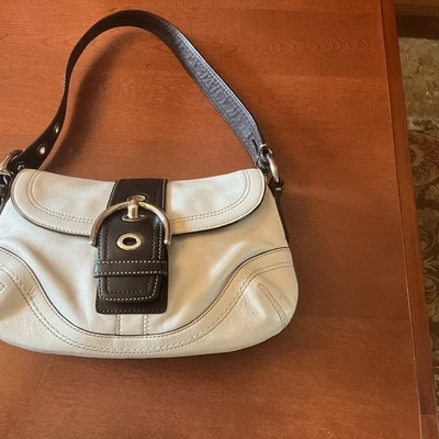 Bolso COACH 10577 Vintage SOHO Blanco Marrón Borde Cuero Bukle HOBO Foto 1 de 4