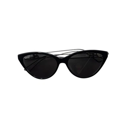 Gafas de sol Balenciaga BB0052S ojo de gato negras logotipo BB hechas en Italia vacaciones Foto 1 de 4