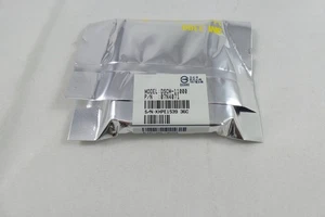 IBM Hitachi 1 GB Microdrive CompactFlash with PC Card Adapter (07N5574) - Picture 1 of 2