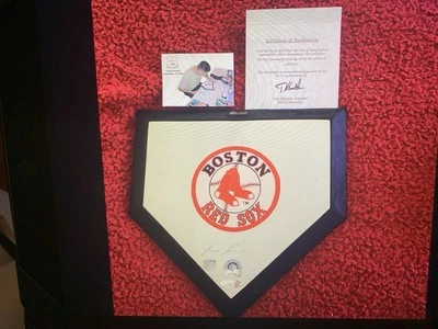 300+ Card Lot 2001 Casey Fossum RC, PSA, 1/1, Auto, Unique Items READ - Image 1 of 4