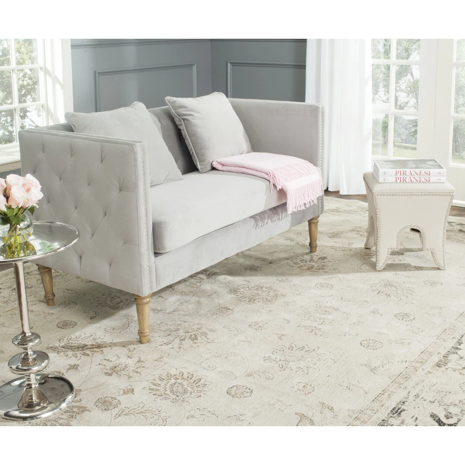 Safavieh FOX6206B Fox Grey Sarah Tufted Settee With Pillows
