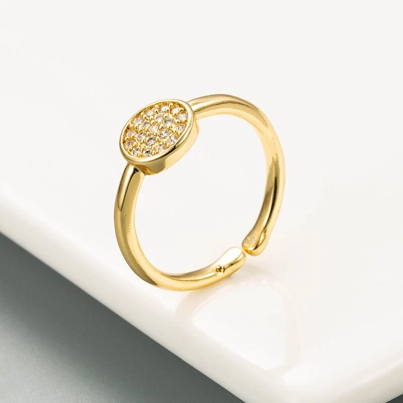 Anillo abierto enchapado en oro de 18 quilates, anillo de disco ajustable pavé de circonita cúbica JWYS41 Foto 1 de 1