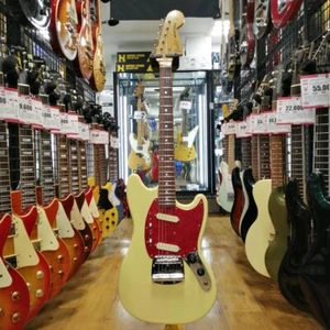 Fender Japan Mustang MG69-65 YWH Electric Guitar Crafted in Japan - Picture 1 of 17
