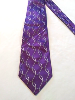 Corbata de seda Bachrach púrpura gris geométrica para hombre Italia 57 x 4 Foto 1 de 4