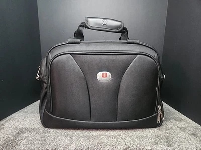 Swiss Gear Swiss Alp Bolso Mensajero para Portátil 16 pulgadas Foto 1 de 4