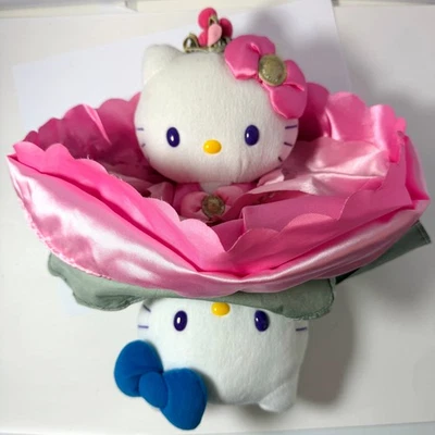 Sanrio Hello Kitty Topsy Turvy 2 in 1 Princess / Commoner Reversible Plush 2008 - Image 1 of 4