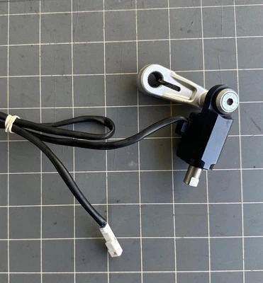 Aprilia RSV4 Tuono Cambio Rápido Cambio de Marchas Sensor de Cambio B043834 896943 LIMPIO Foto 1 de 3