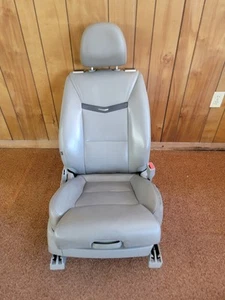 2014 Cadillac XTS Front Seat Passenger Right RH OEM - Picture 1 of 23