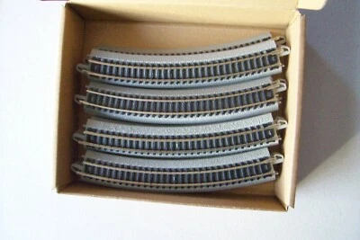 064(B)   BACHMANN LOT OF 12 PCS.N SCALE 44880  11.25R. EZ TRACK NICKEL SIL.RAIL - Image 1 of 3