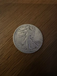 1942 Walking Liberty Silver Half Dollar Coin - Picture 1 of 2