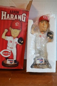 2007 SGA CINCINNATI REDS AARON HARANG BOBBLEHEAD - Picture 1 of 4