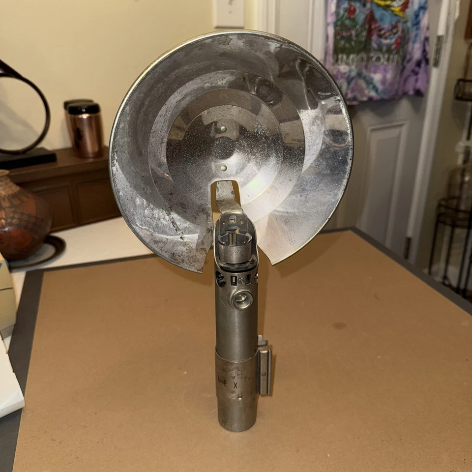 Graflex 2-Cell 8.5" Vintage Flash Handle w/ Red Button for Star Wars Lightsaber - Image 1 of 4