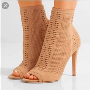 Gianvito Rossi Vires Stiefeletten Kamel 38,5 Beschreibung lesen - Bild 1 von 13
