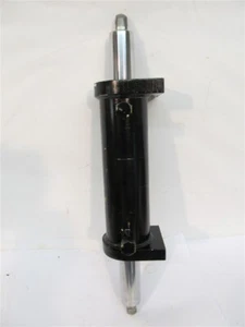 JLG 1001129267, Hydraulic Steering Cylinder - Picture 1 of 3