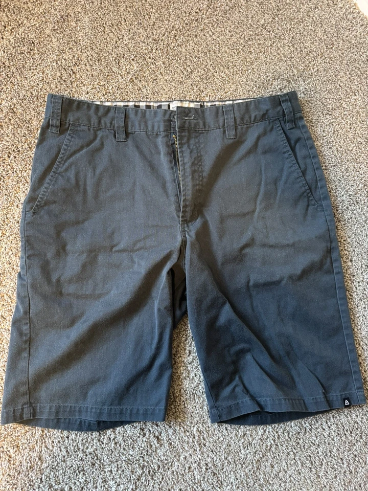 Matix Men’s Chino Shorts 34 Blue Zipper Pockets RN 99094 Summer Vacation - Image 1 of 4