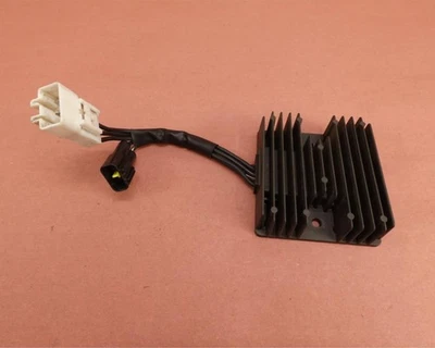 09-19 SUZUKI BOULEVARD M90 VZ1500 ВЫПРЯМИТЕЛЬ РЕГУЛЯТОР НАПРЯЖЕНИЯ - Изображение 1 из 4